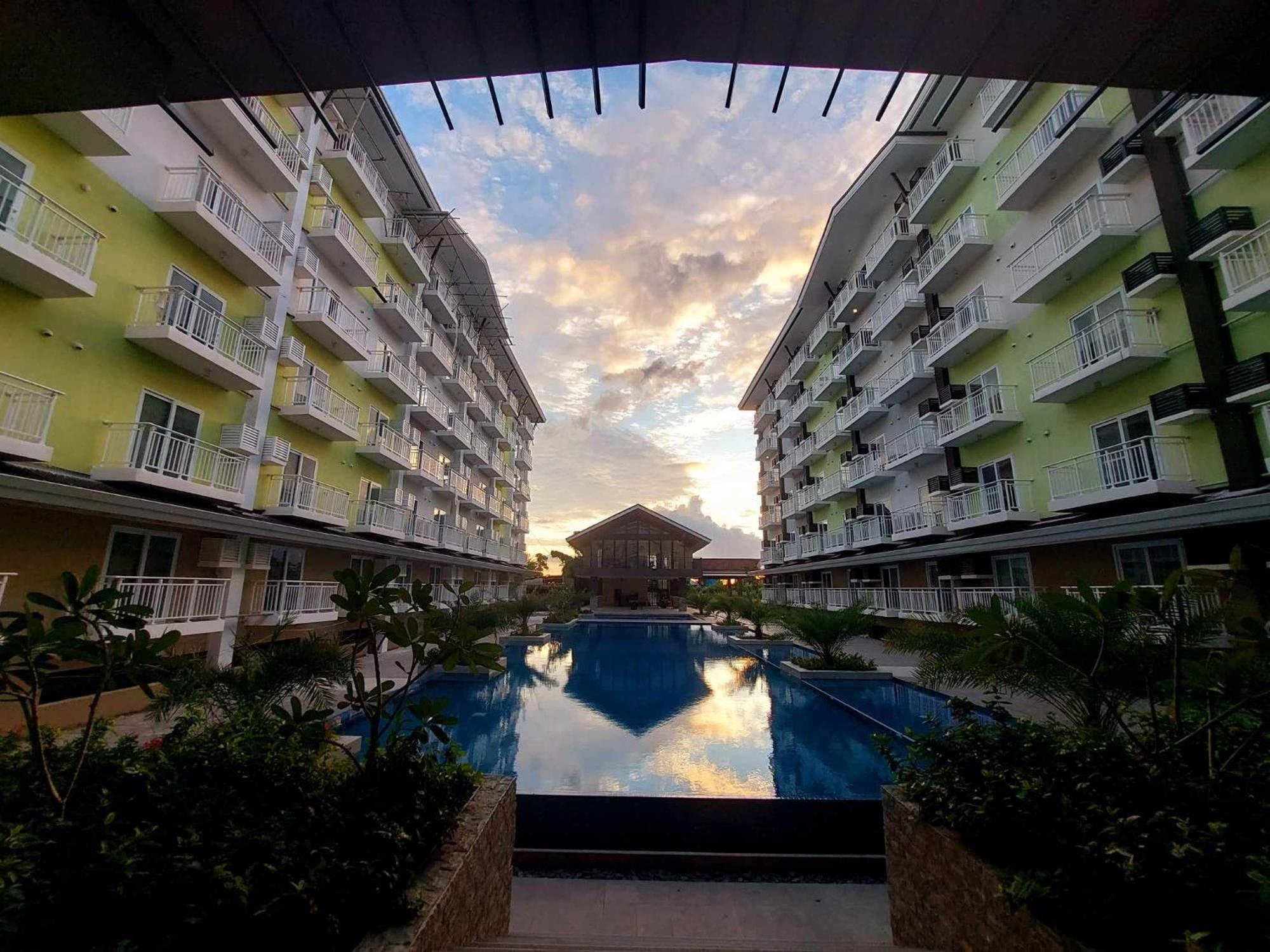 Ania Rooms@Amani Grand Residences Near Airport Lapu-Lapu City Kültér fotó